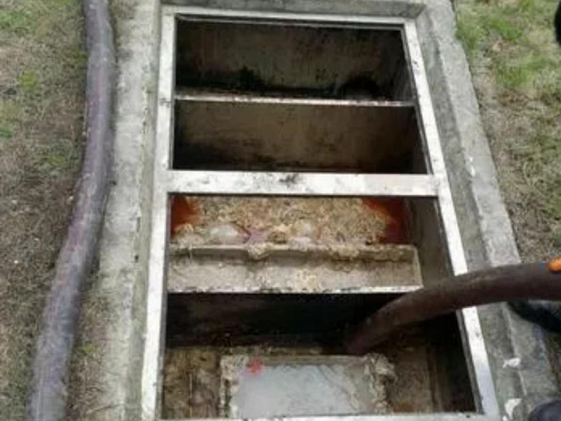 大兴安岭隔油池清理